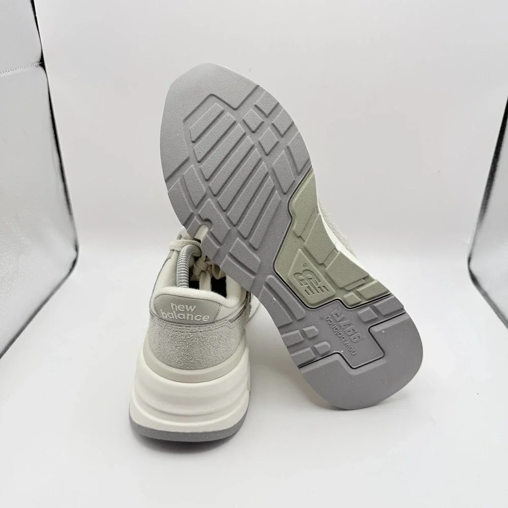 New Balance Men's 997R Casual Size 8 Green Beige |U997REF| Sneaker Shoe